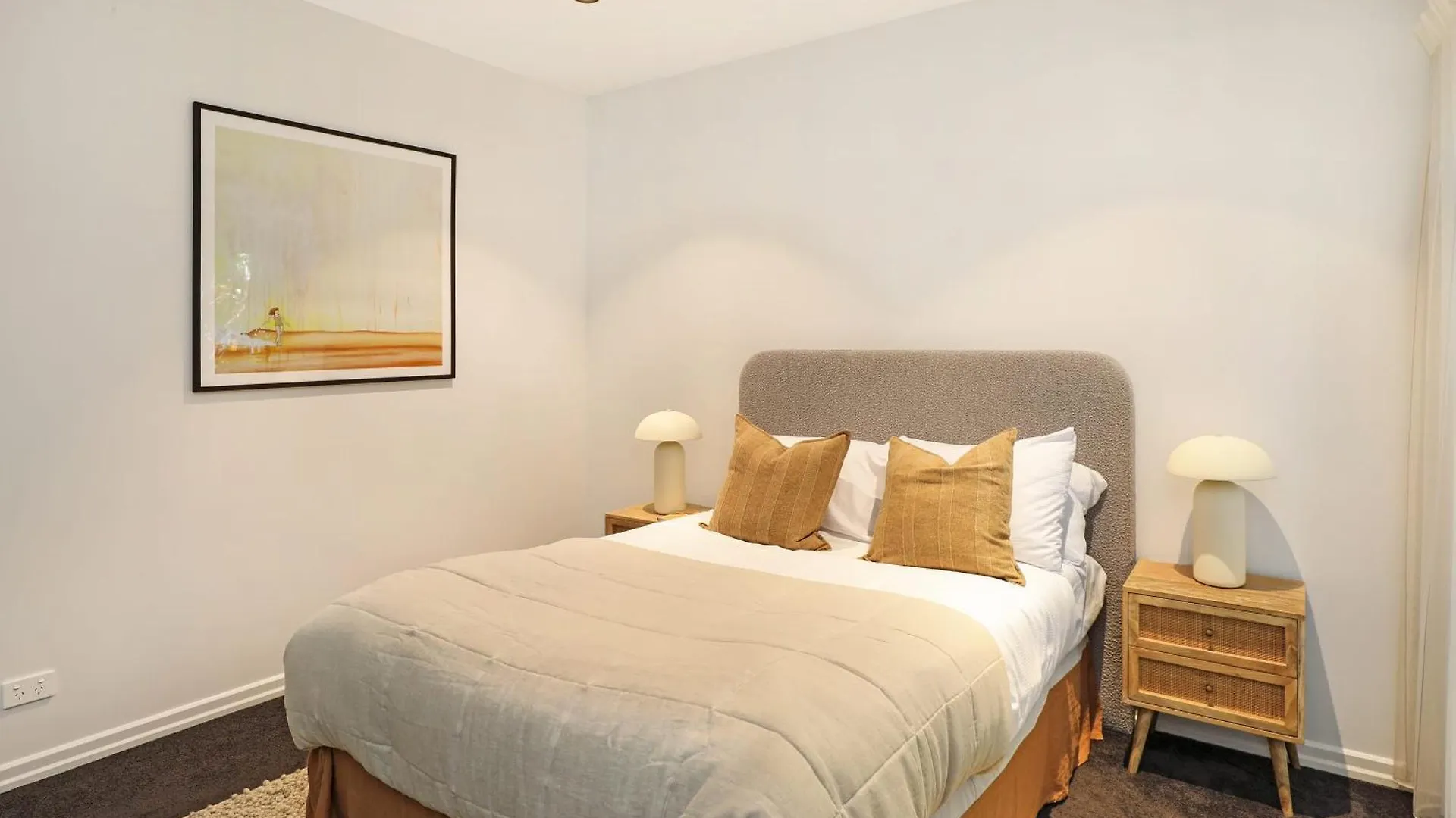 Holiday home Myoora Villa - Luxurious Escape Buddina